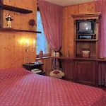 Cristallo 2* Courmayeur