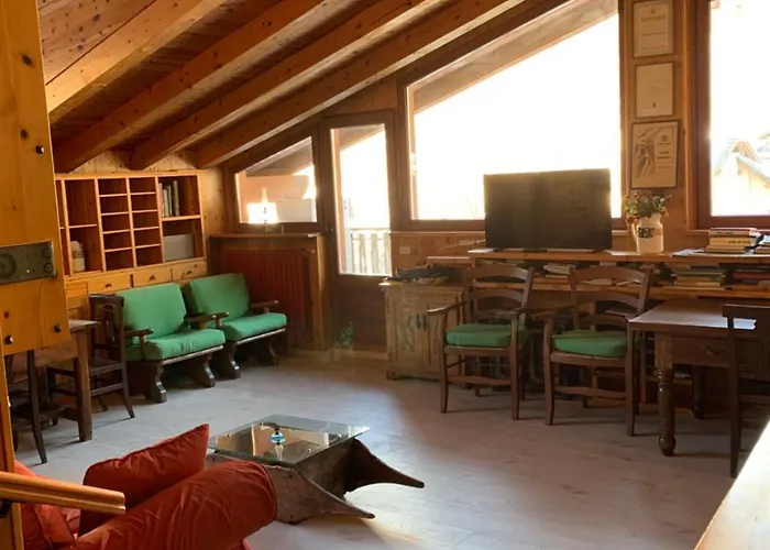 Cristallo Szálloda 2*